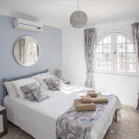 ヴィラ Casa Grecia - 3 Bedroom Family - Well Furnished Interior- Great Pool Area *