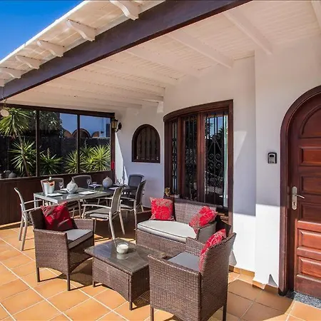 Casa Grecia - 3 Bedroom Family - Well Furnished Interior- Great Pool Area プエルト・デル・カルメン