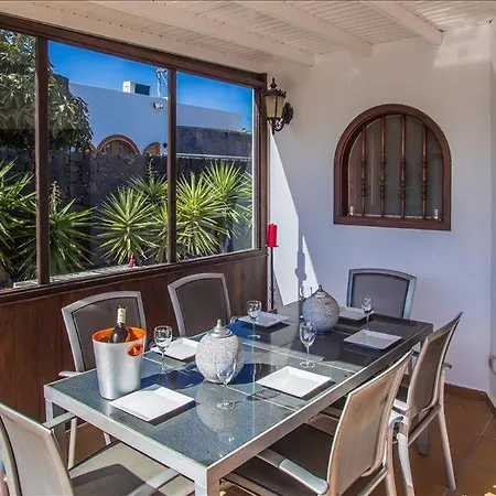 Casa Grecia - 3 Bedroom Family - Well Furnished Interior- Great Pool Area Willa Puerto del Carmen (Lanzarote)